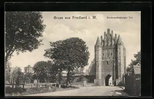 AK Friedland i. M., Neubrandenburger Tor
