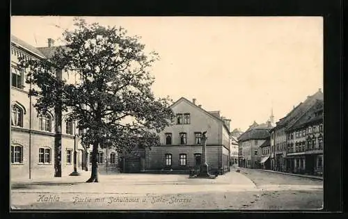 AK Kahla / Thür., Partie mit Schulhaus u. Salz-Strasse