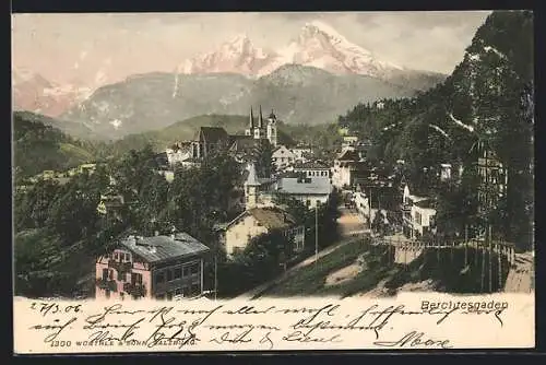 AK Berchtesgaden, Ortsansicht mit Bergen