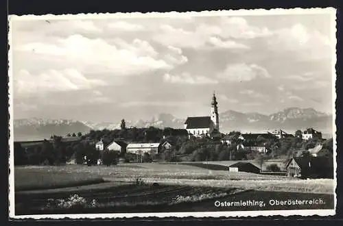 AK Ostermiething /Oberösterreich, Teilansicht mit Kirche