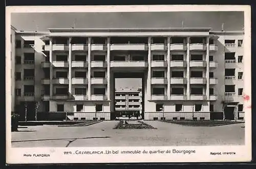 AK Casablanca, Un bel immeuble du quartier de Bourgogne
