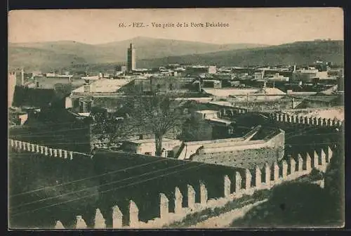 AK Fez, Vue prise de la Porte Dekakène