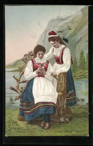 AK schwedische Frauen in Tracht an einem See