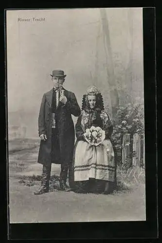AK Frau und Mann in Rieser Tracht