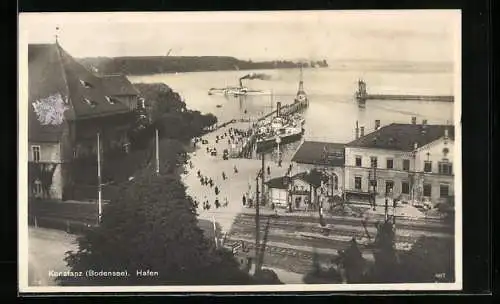 AK Konstanz, Blick auf den Hafen mit Bodenseedampfer