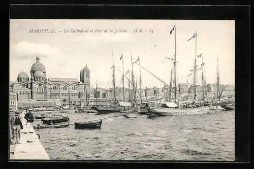AK Marseille, La Cathédrale et Port de la Joliette, Hafen