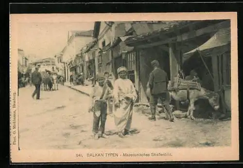AK Strassenszene, Kinder in landesüblicher Tracht