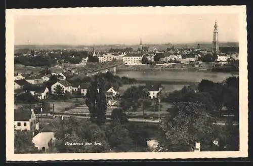 AK Braunau, Totalansicht mit Kirche und Brücke