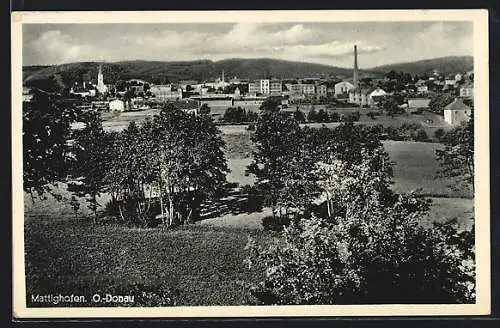 AK Mattighofen /O.-Donau, Teilansicht mit Bäumen