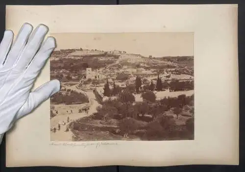 Fotografie unbekannter Fotograf, Ansicht Jerusalem, Blick nach dem Örber mit Garten Getsemani