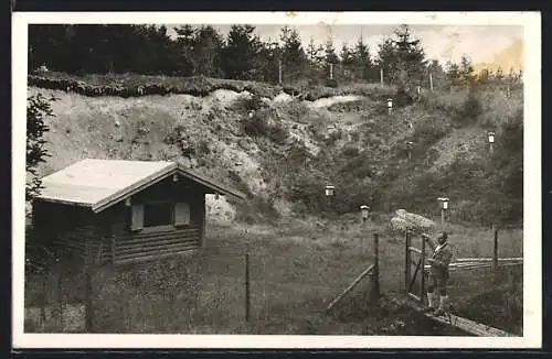 AK Burgau /Bayer. Schwaben, Ortspartie mit Holzhütte