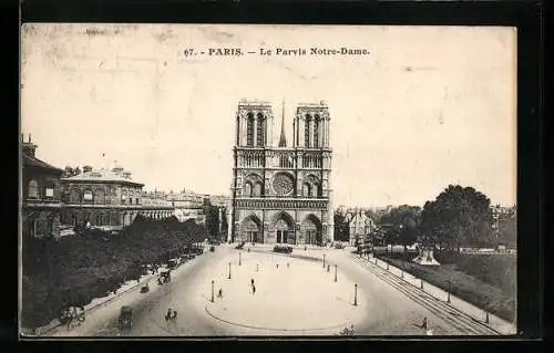 AK Paris, Le Parvis Notre-Dame