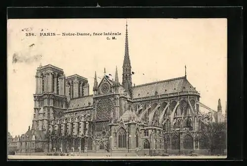 AK Paris, Cathédrale Notre-Dame, Face latérale