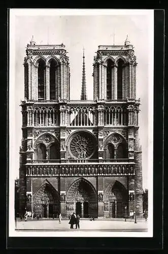 AK Paris, Cathédrale Notre-Dame