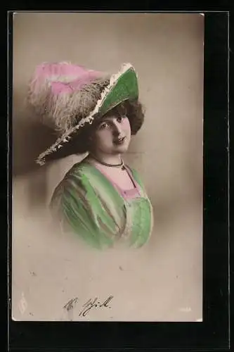 Foto-AK PFB Nr. 2028: Dame mit gefiedertem Hut