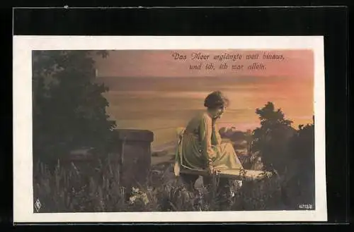 Foto-AK PFB Nr. 4713 /2: Junge schöne Dame sitzt nachdenklich auf einer Bank