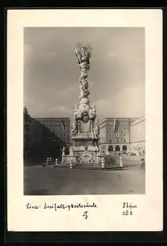 Foto-AK Adalbert Defner: Linz, An der Dreifaltigkeitssäule