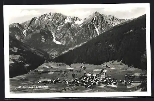 AK St. Lorenzen i. Lesachtal, Ortsansicht mit Bergpanorama