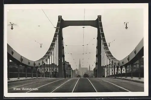 AK Wien, Reichsbrücke mit Strassenbahngleisen