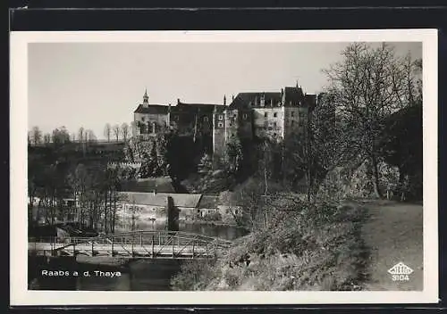 AK Raabs a. d. Thaya, Flusspartie am Schloss