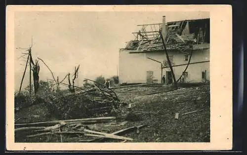 AK La Chaux-de-Fonds, Cyclone 12 Juin 1926, Ferme detruite