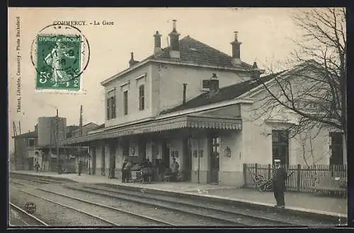 AK Commercy, La Gare, Innenansicht des Bahnhofs