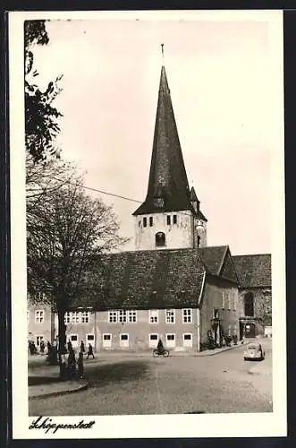 AK Schöppenstedt, Hausansicht mit Kirchturm