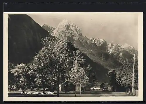 AK Amlach bei Lienz, Ortsansicht mit Bergpanorama