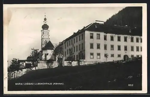 AK Maria Luggau i. Lesachtale, Ortspartie mit Kirche