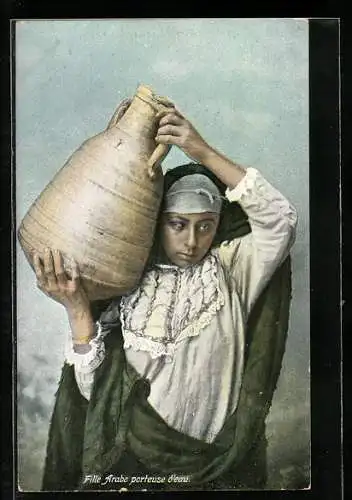 AK Fille Arabe porteuse d`eau, arabische Wasserträgerin mit Silberblick