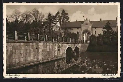 AK Ahrensburg / Holstein, Ansicht der Schlossbrücke