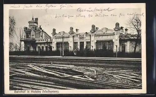 AK Holoby /Wolhynien, Bahnhof mit Gleisen