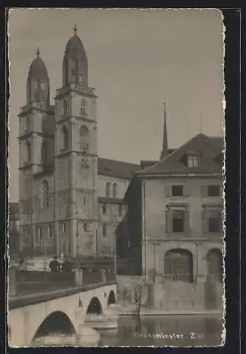AK Zürich, Blick zum Grossmünster