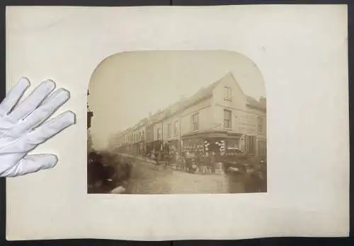 Fotografie H. J. Whitlock, Birmingham, Ansicht Birmingham, view of Smallbrook Street with Pottery Store, 1867