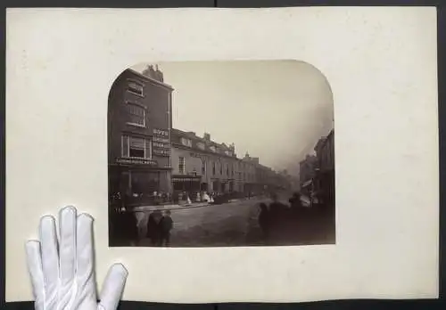 Fotografie H. J. Whitlock, Birmingham, Ansicht Birmingham, Smallbrook Street with Malt Shovel Inn, 1867, Trockenstempel