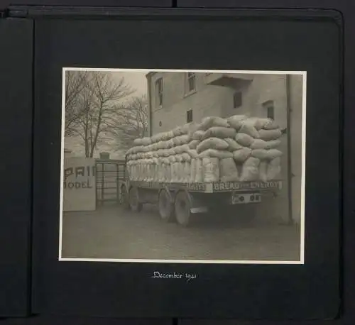 Fotoalbum mit 20 Fotografien Bakery Price Bros. in Leeds-Headingley, LKW, Truck, Ford V8, Fordson, Bedford Truck