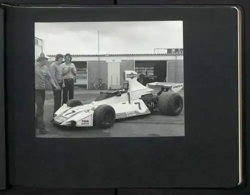 Fotoalbum mit 79 Fotografien John Player Grand Prix Silverstone 1973-1977, Ferrari, Tyrrell Ford, Brabham, BMW, Porche