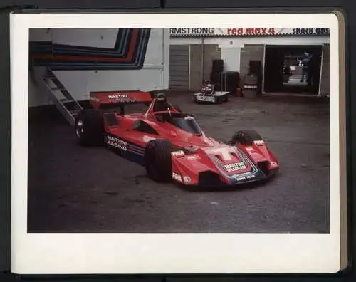 Fotoalbum mit 79 Fotografien John Player Grand Prix Silverstone 1973-1977, Ferrari, Tyrrell Ford, Brabham, BMW, Porche