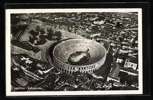 AK Verona, Amphitheater aus der Vogelschau