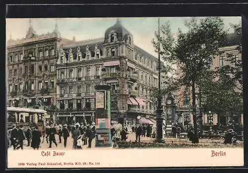 AK Berlin, Blick nach Strassenkreuzung, Hotel Bauer, Wettersäule