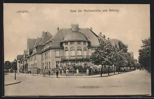 AK Landau / Pfalz, Strasseneck Moltkestrasse und Ostring mit Passanten