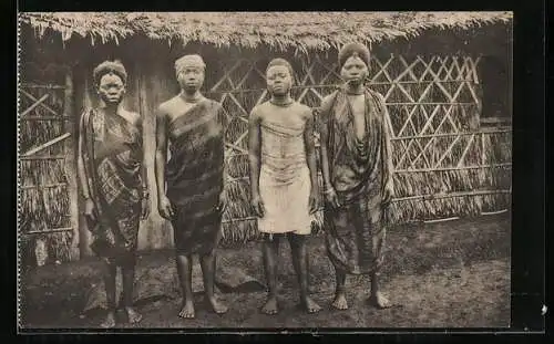 AK Kameruner Frauen, rechts die Häuptlingsfrau