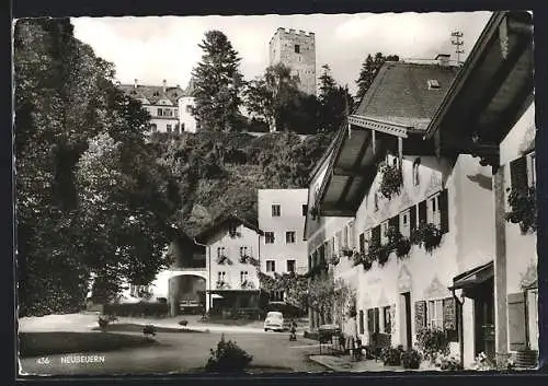 AK Neubeuren am Inn, Schreibwarengeschäft am Marktplatz mit Blick hoch zum Schloss