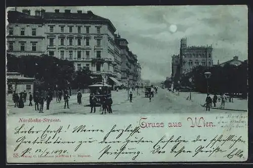 Mondschein-AK Wien, Nordbahn-Strasse, Strassenbahn und Passanten