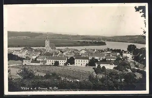 AK Ybbs a. d. Donau, Ortsansicht mit Flusspartie