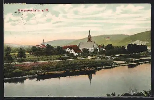 AK Hassmersheim, Ortschaft mit Kirche vom Fluss aus gesehen