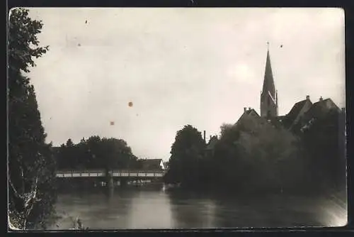 AK Rottenburg /Neckar, Uferpartie mit Brücke