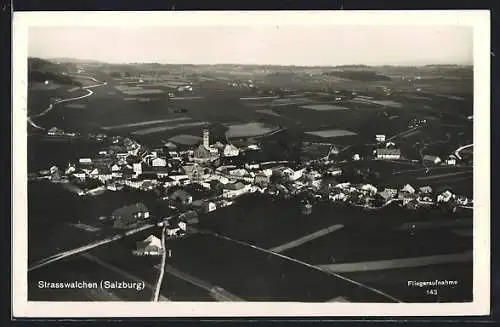 AK Strasswalchen /Salzburg, Gesamtansicht vom Flugzeug aus
