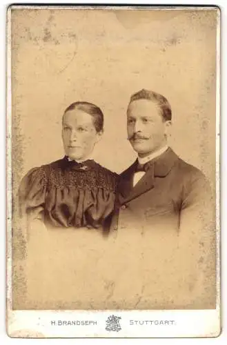 Fotografie H. Brandseph, Stuttgart, Marienstrasse 36, Elegantes bürgerliches Paar