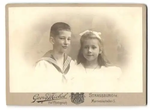 Fotografie Georg Michel, Strassburg i. E., Marnesiastaden 5, Günther und Helene Breitenbach in Sonntagsgarderobe